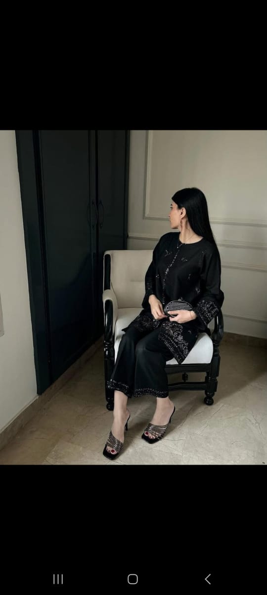 JENIFER EMB CO-ORD SET